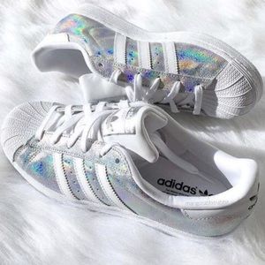 RARE HOLOGRAPHIC ADIDAS ORIGINALS